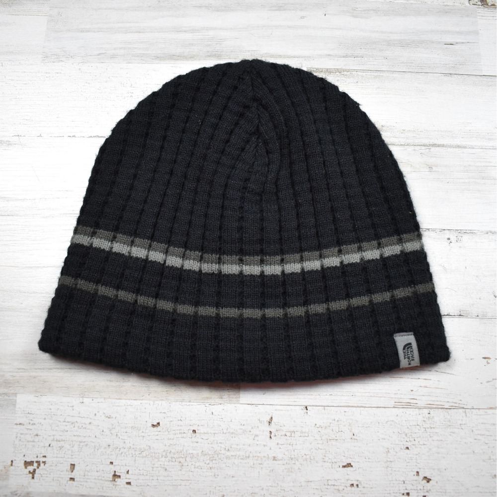 The North Face Skull Cap Beanie Mens Black Gray Striped Ribbed Knit Gorpcore Y2K
